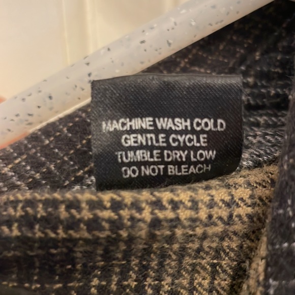 Revolution Men’s Flannel Button Down Shirt, Size Large. Black and brown plaid. - Picture 7 of 7